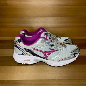 GUC Mizuno Waverider Running Shoes- Women’s Size 5